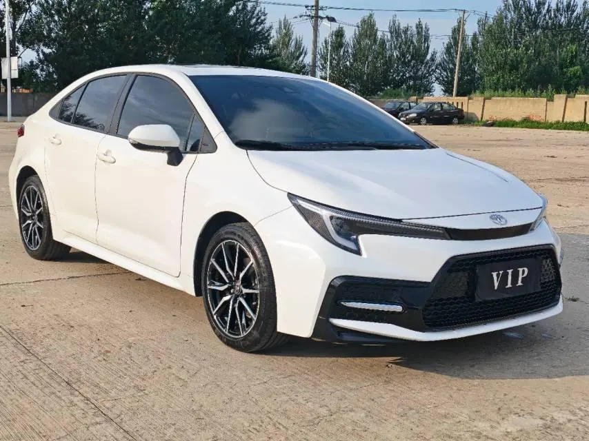 Toyota 2023 Lei Ling 1.2T Stepless 185T Sports Edition Automatic Gear 3