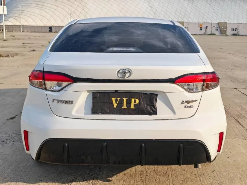Toyota 2023 Lei Ling 1.2T Stepless 185T Sports Edition Automatic Gear 4