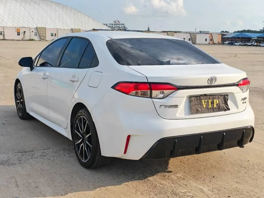 Toyota 2023 Lei Ling 1.2T Stepless 185T Sports Edition Automatic Gear 5