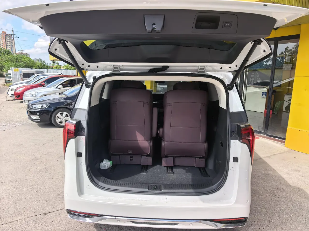 Buick 2023 Century 48V 2.0T Yunshi Edition 6-seat Automatic Gear 8