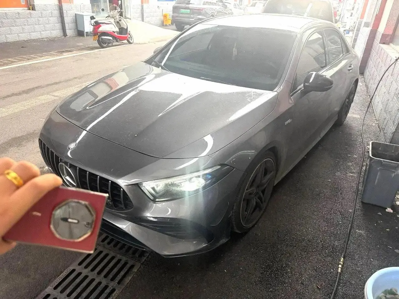 Mercedes Benz Class A AMG 2024 A 35 L AMG 4MATIC 48V 2.0T (modified) automatic gear - View 1