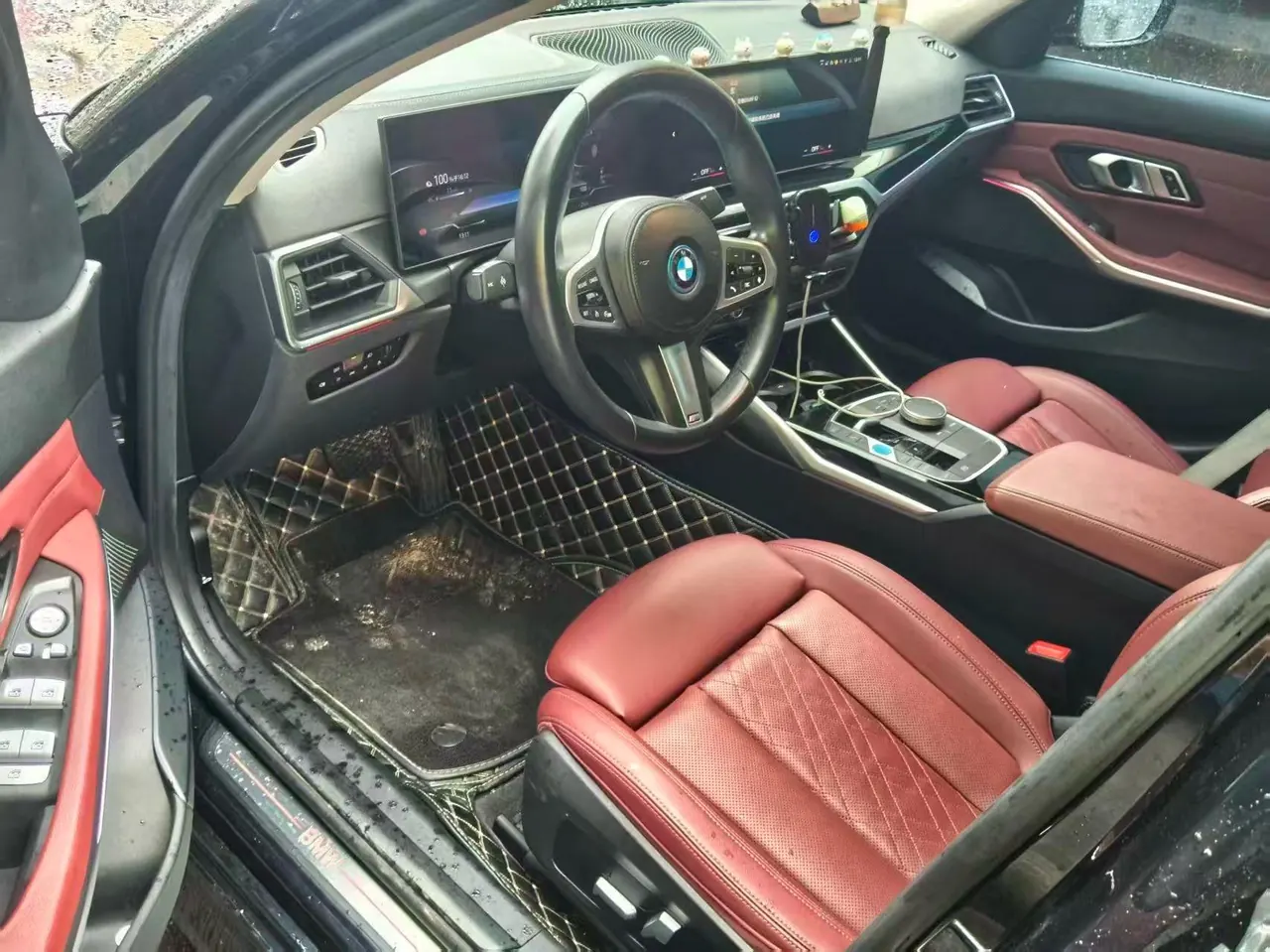 BMW 2024 i3 eDrive 40 L obsidian night suit automatic gear 5