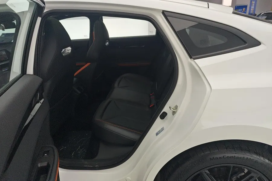 ChangAn 2024 UNI-V 1.5T High Energy Edition Automatic Gear 8