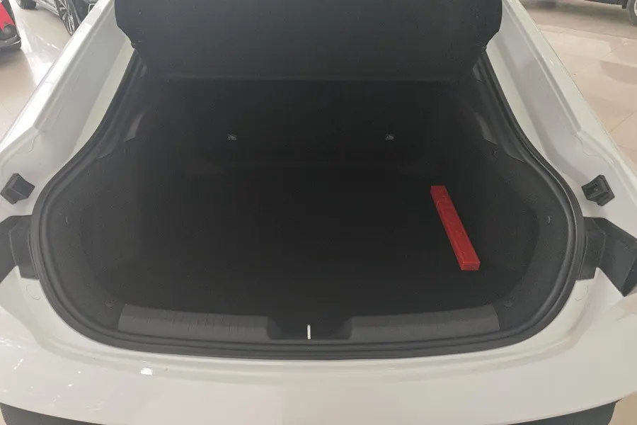 ChangAn 2024 UNI-V 1.5T High Energy Edition Automatic Gear 9