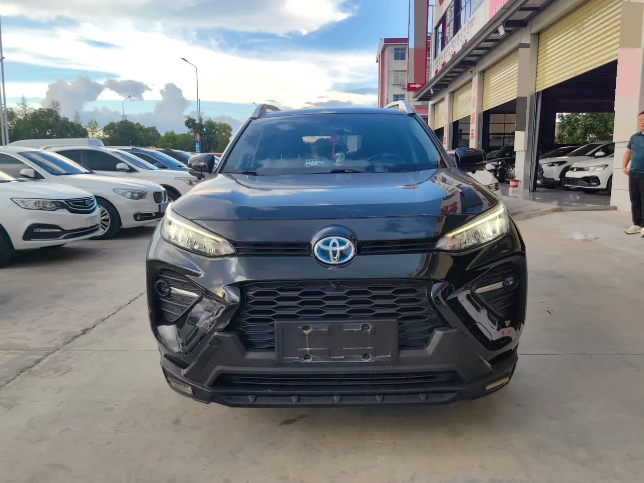Toyota 2021 Weilanda Dual Engine 2.5 Stepless Two-Drive Deluxe Automatic Gear 2