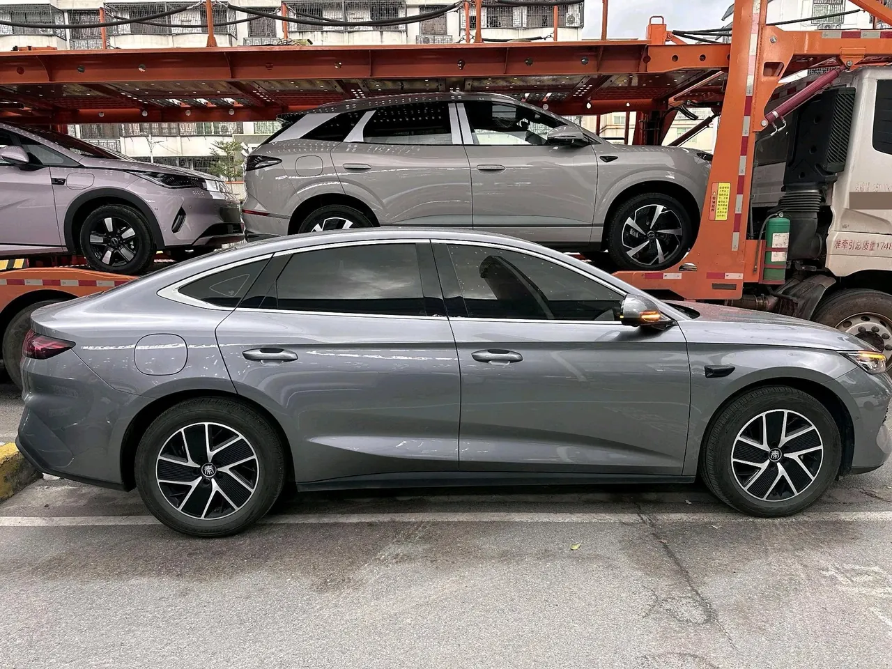 BYD 2024 Qin L DM-i 1.5 stepless 120KM Exceed automatic gear 5