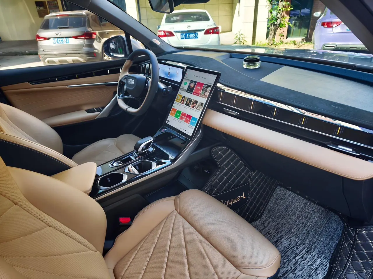 Geely 2024 Boyue L 1.5TD Premium Edition Automatic Gear 4