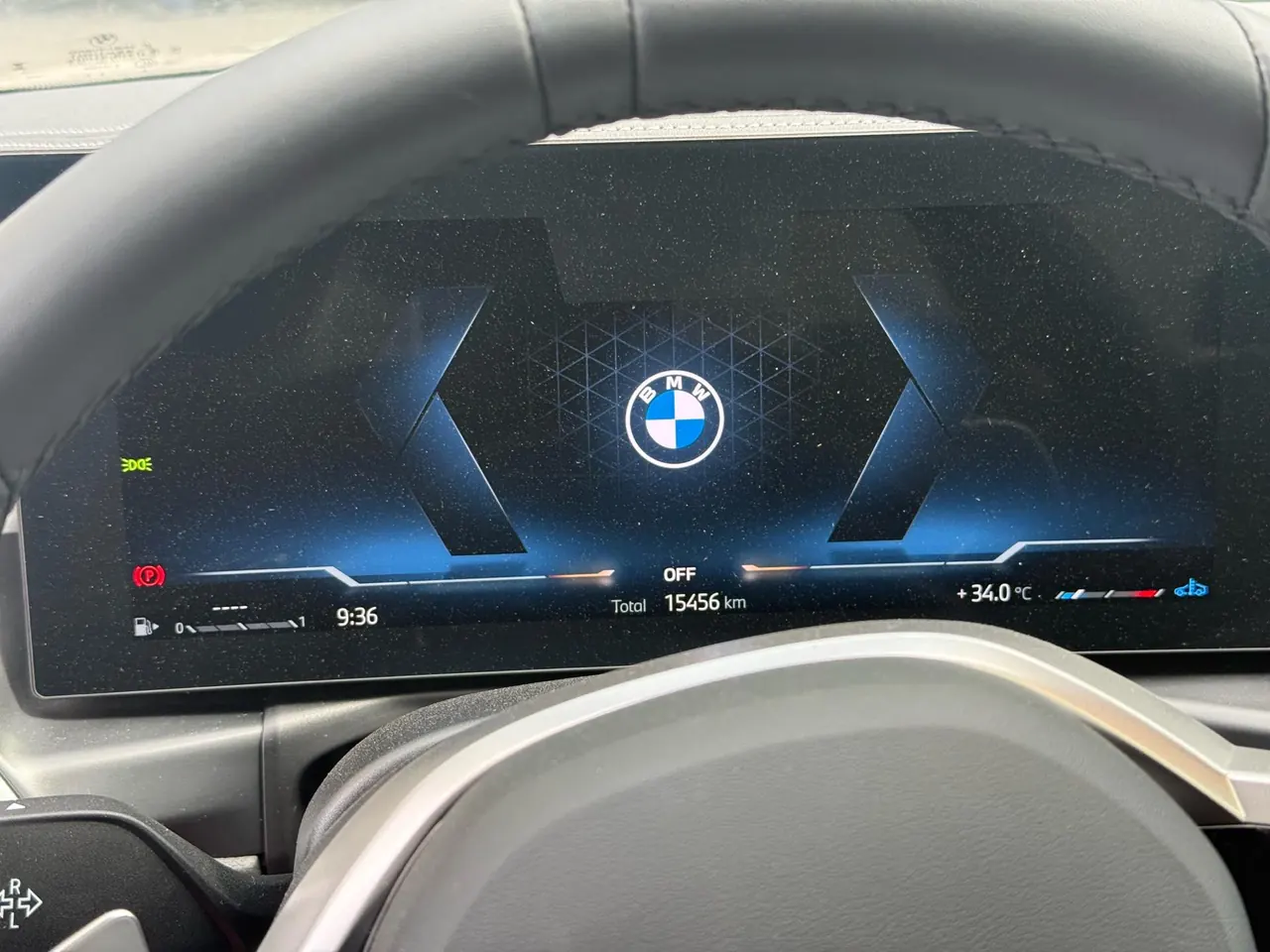 BMW 3 Series 2025 model 325i 2.0T M Sport Package automatic transmission 8