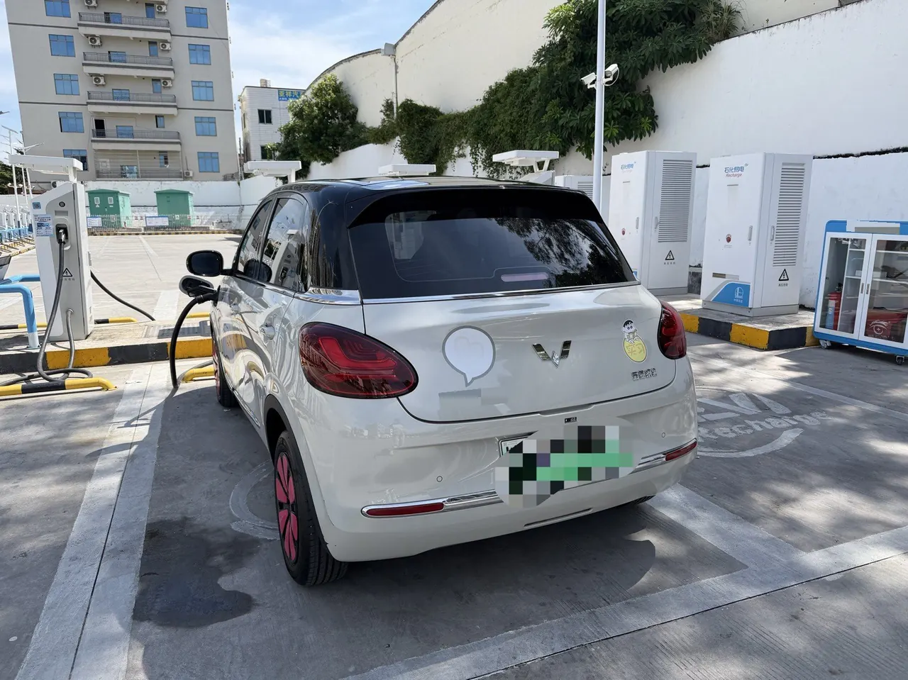 WuLing 2024 Plantronics 410km LingBox Exclusive Automatic Transmission 3