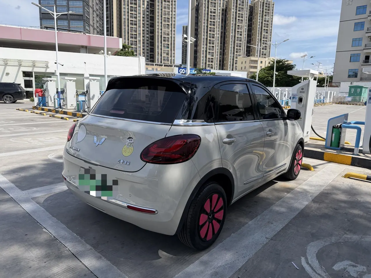 WuLing 2024 Plantronics 410km LingBox Exclusive Automatic Transmission 5
