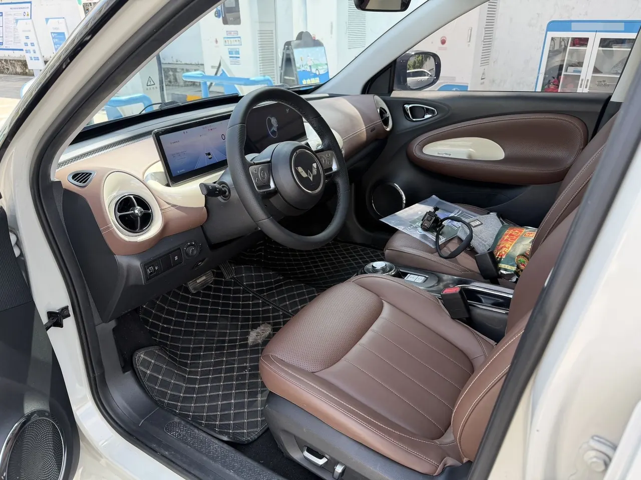 WuLing 2024 Plantronics 410km LingBox Exclusive Automatic Transmission 6