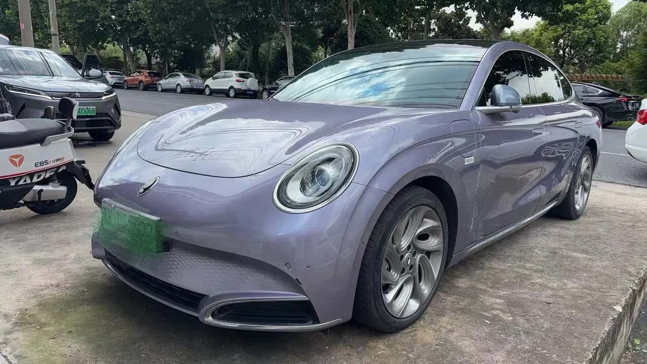 Ora 2022 Lightning Cat 555km Premium Edition Automatic Gear - View 1