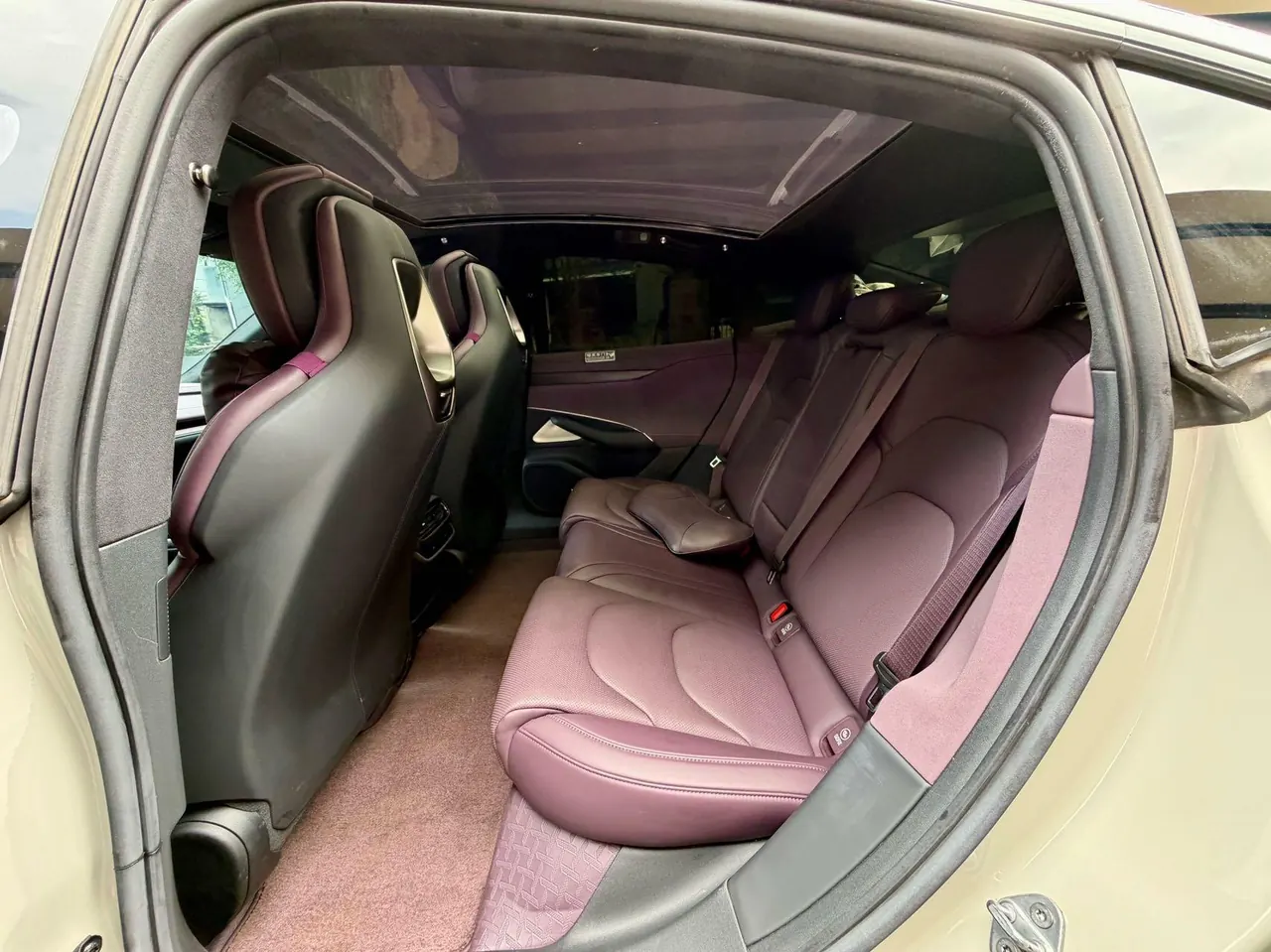 MI 2024 SU 7 800km 4-wheel drive ultra-long endurance high-end smart driving Max version automatic gear 8