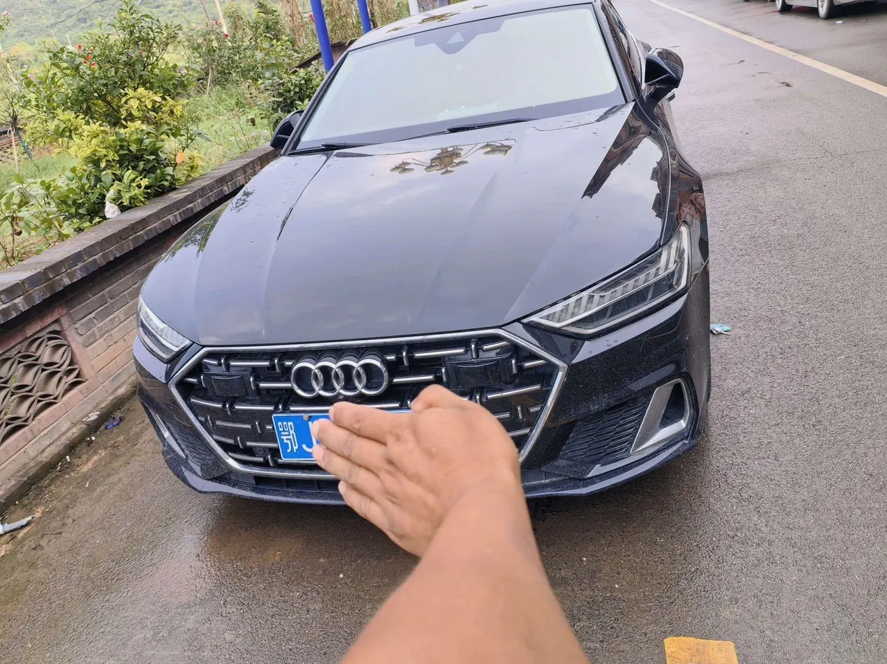 Audi 2024 A7L 2.0TFSI 45TFSI Luxury Automatic 2