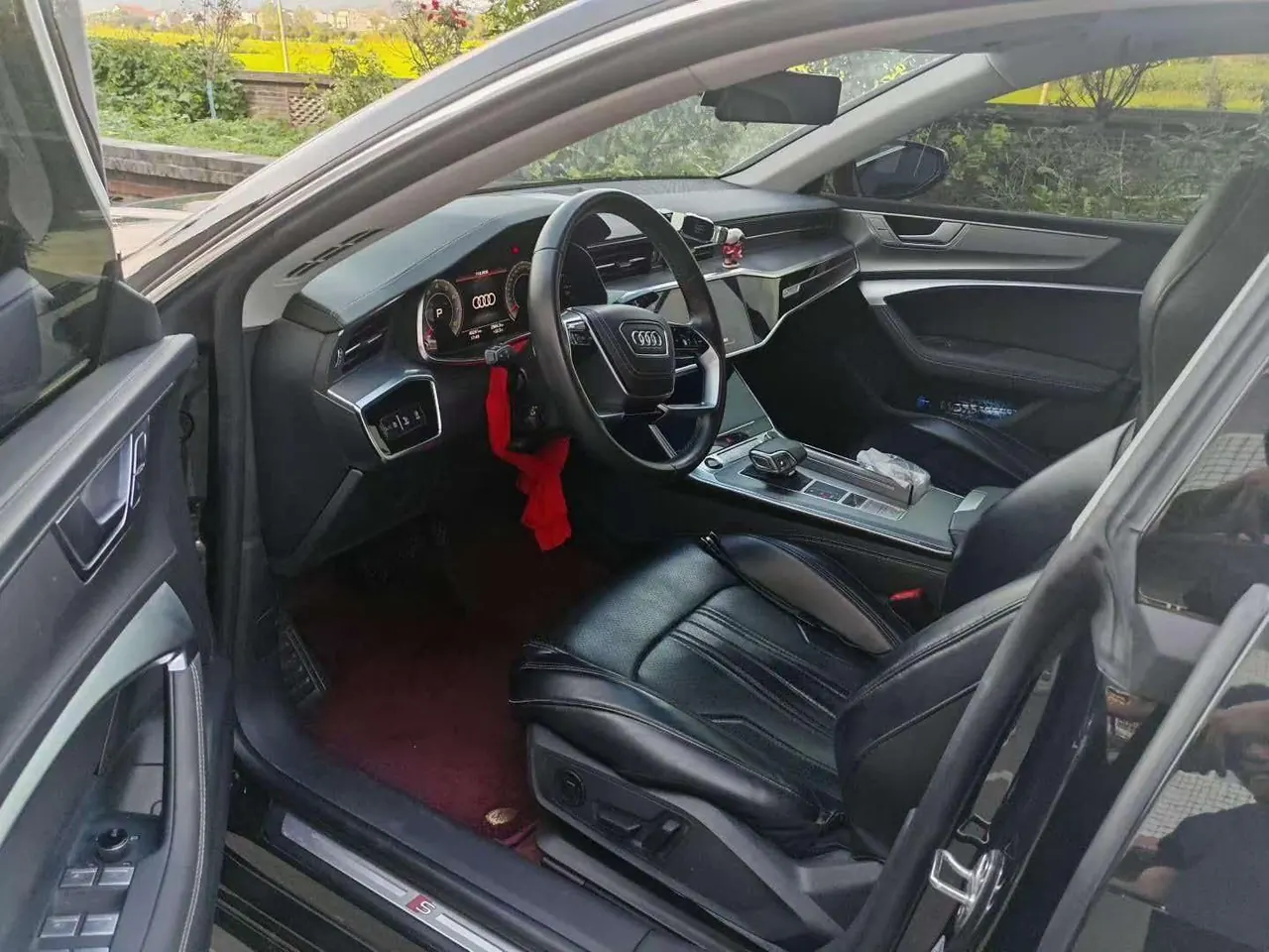 Audi 2024 A7L 2.0TFSI 45TFSI Luxury Automatic 3