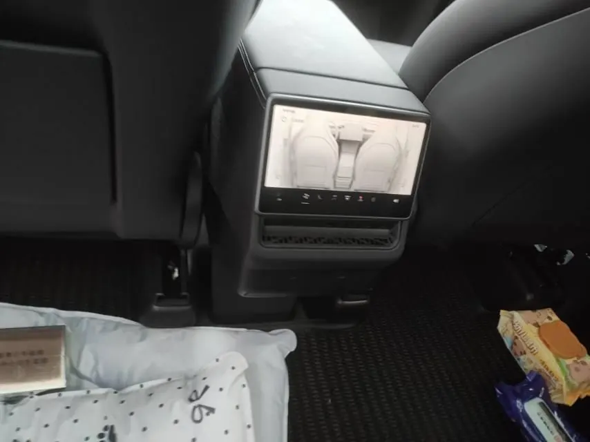 Tesla 2025 Model Y L Long Endurance All-Wheel Drive Automatic Transmission 6