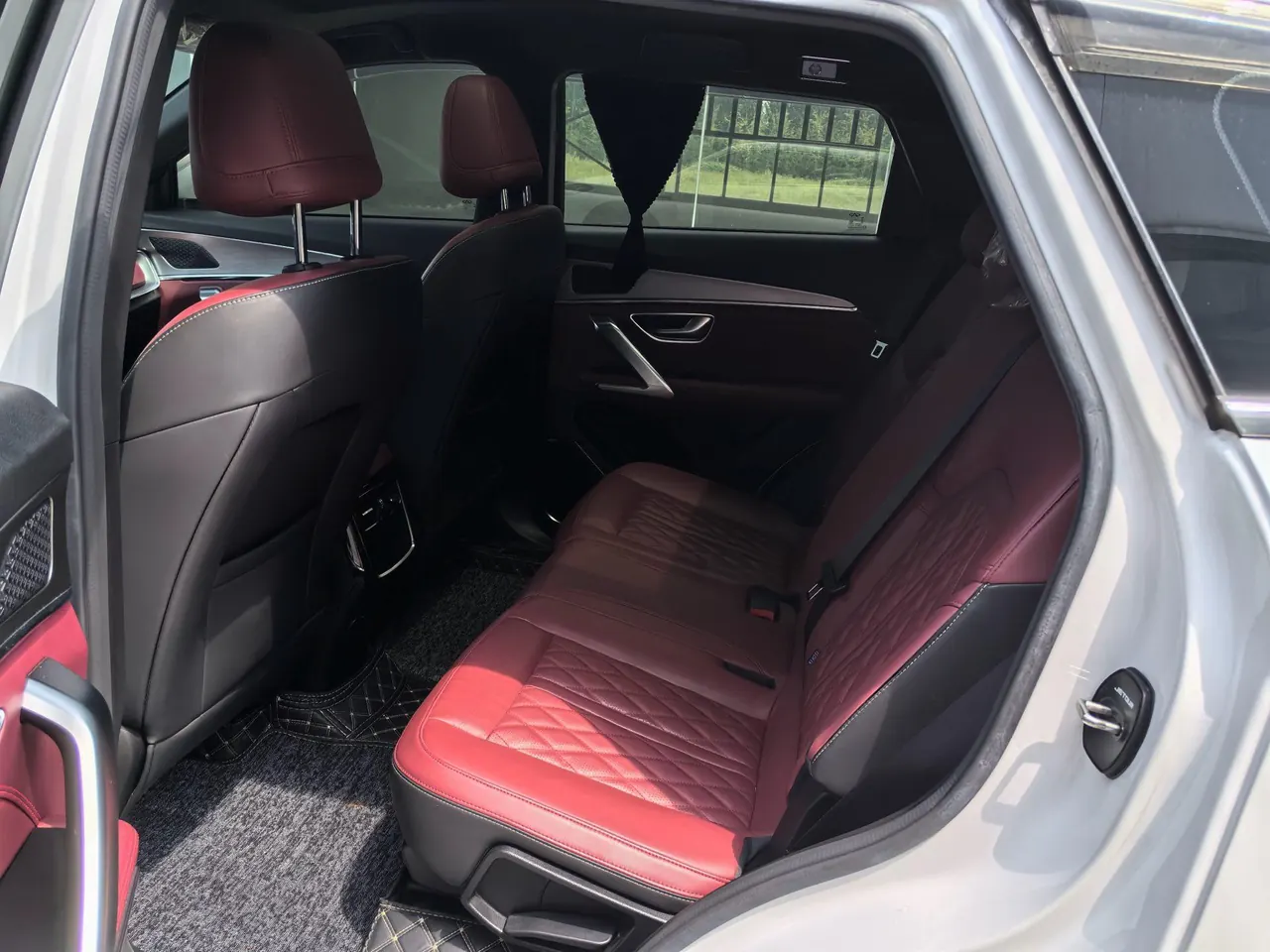 Jetour 2024 X70 PLUS 1.5T Champion Edition MAX7 Automatic Gear 9