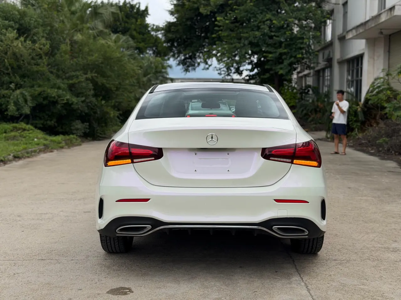 Mercedes Benz Class A 2021 A 200 L 1.3T Dynamic Automatic 8