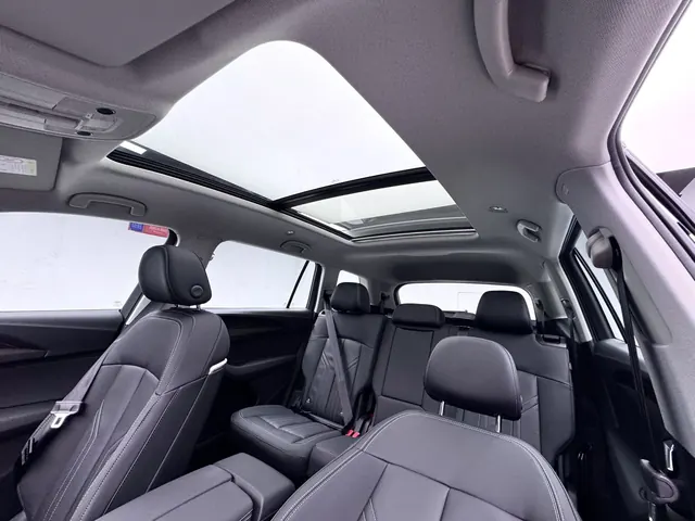 Audi 2025 Q6 2.0TFSI 40TFSI Quattro Commemorative Edition Yu Lin Set 7-seat Automatic Block 4