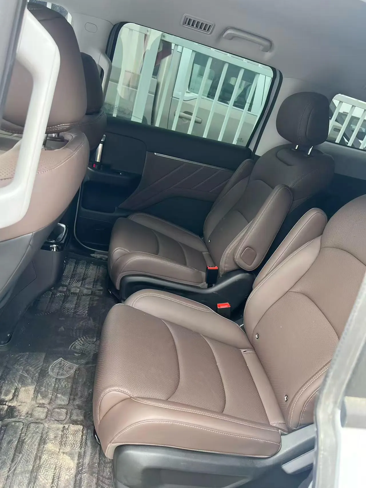 WuLing 2025 Starlight 730 500km Luxury Automatic Gear 4