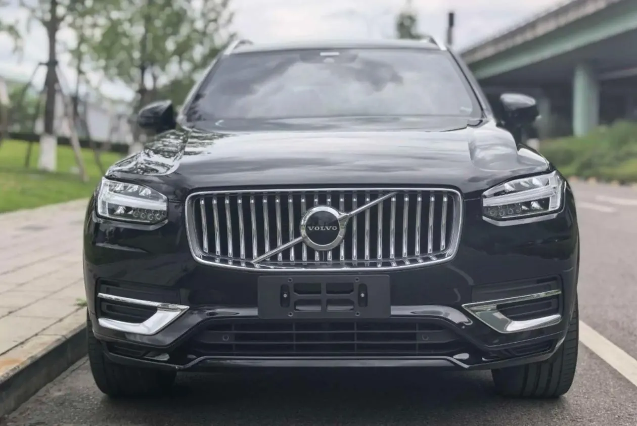 Volvo XC90 (Imported) 2021 XC90 48V 2.0T B6 Zhiyi Deluxe Edition 7-seat Automatic Gear 2