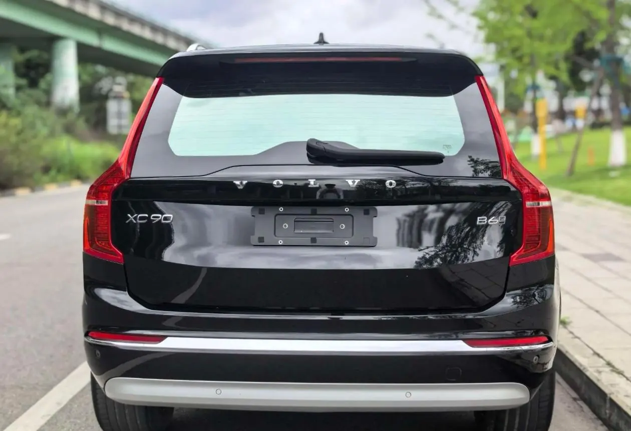 Volvo XC90 (Imported) 2021 XC90 48V 2.0T B6 Zhiyi Deluxe Edition 7-seat Automatic Gear 6