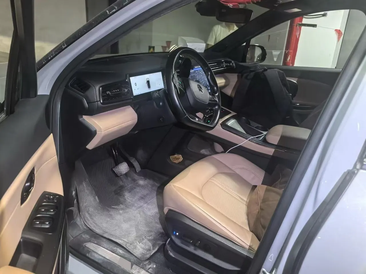 NIO 2020 ES 6 600KM Sports Edition Automatic Gear 5