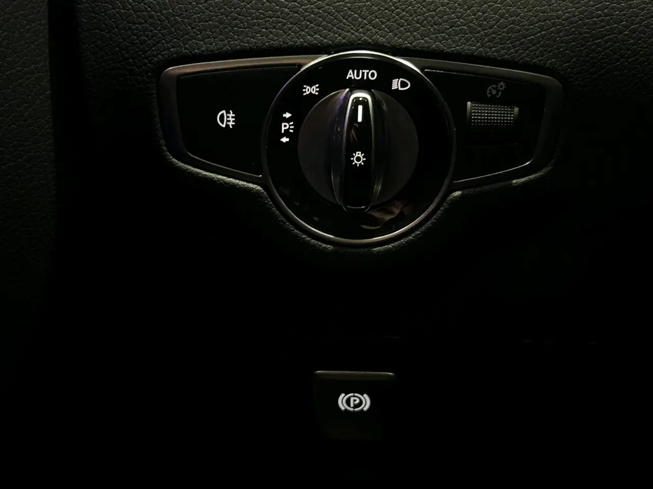 Mercedes Benz E-Class (Imported) 2021 E 260 48V 1.5T Fashion Sports Edition Automatic Gear 17