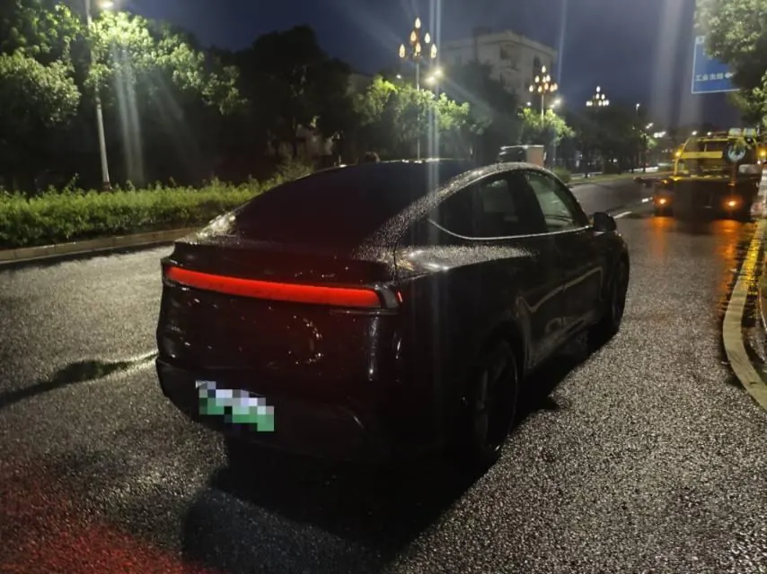 Tesla 2025 Model Y rear-wheel drive version automatic transmission 4