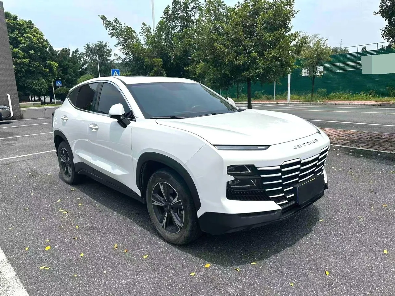 Jetour 2024 Dasheng 1.5T Longteng Edition PRO Automatic Gear 3