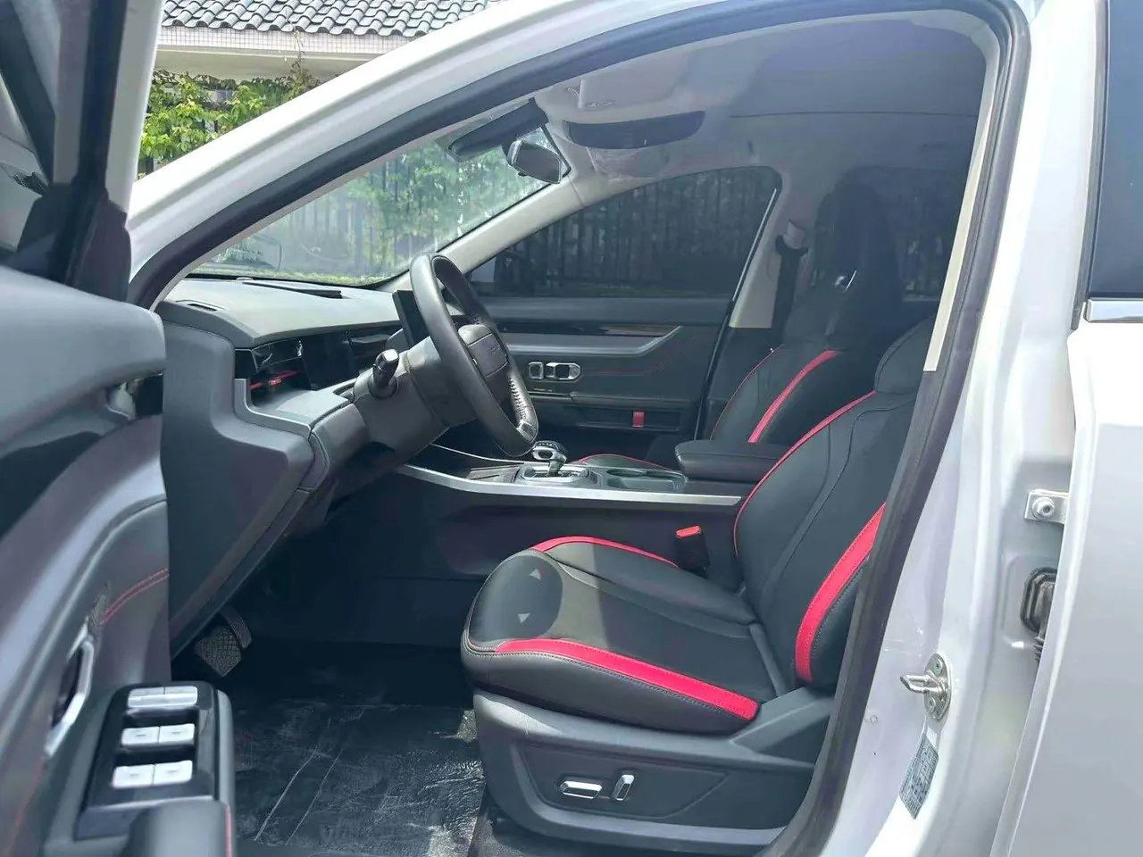 Jetour 2024 Dasheng 1.5T Longteng Edition PRO Automatic Gear 4