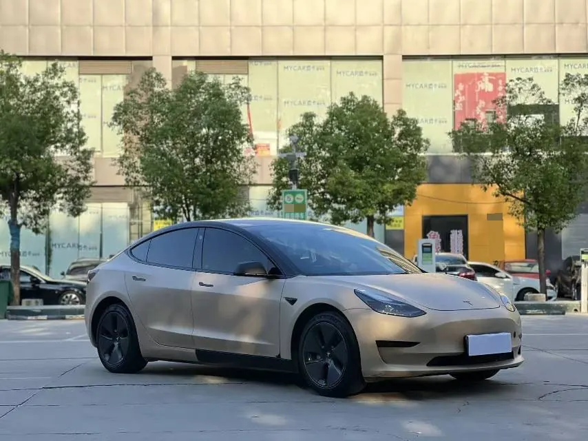 Tesla 2022 Model 3 rear-wheel drive version of automatic transmission 3