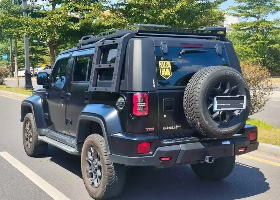 Beijing 2021 BJ40 2.0T four-wheel drive blade hero version chivalrous automatic gear 3