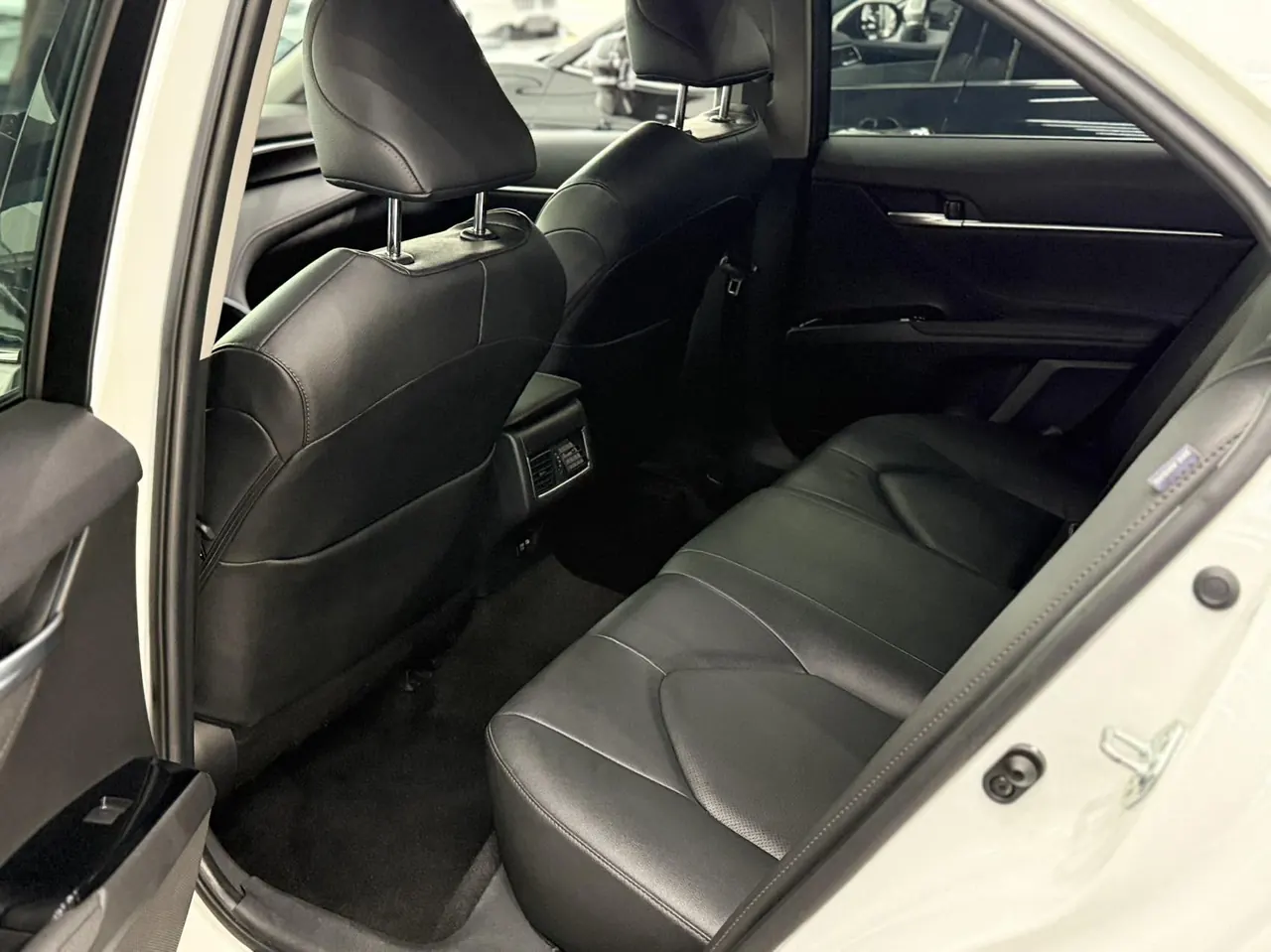 Toyota 2021 Camry 2.0G Stepless Deluxe Edition Automatic Gear 4