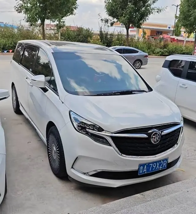 Buick 2021 GL8 ES Lu Zun 2.0T 653T Exclusive Automatic Gear 2