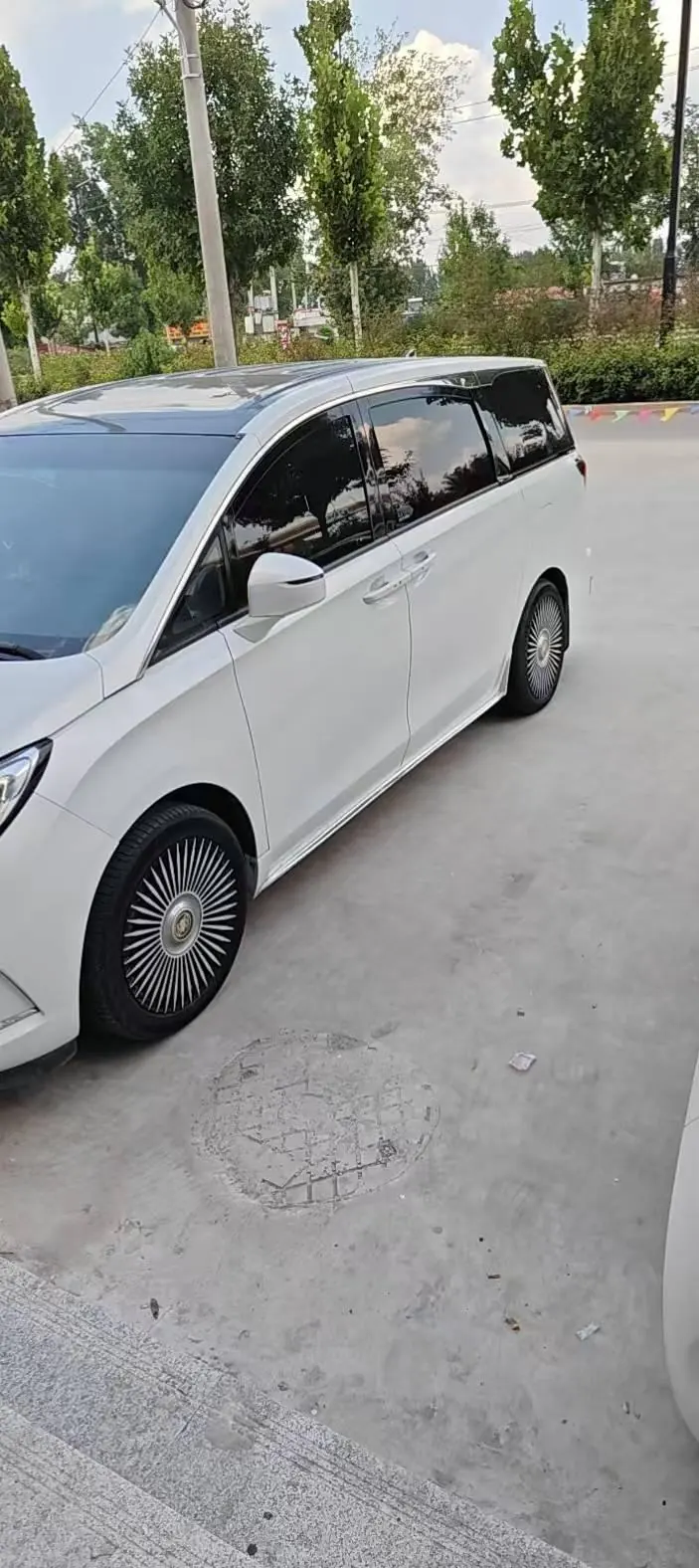 Buick 2021 GL8 ES Lu Zun 2.0T 653T Exclusive Automatic Gear 3
