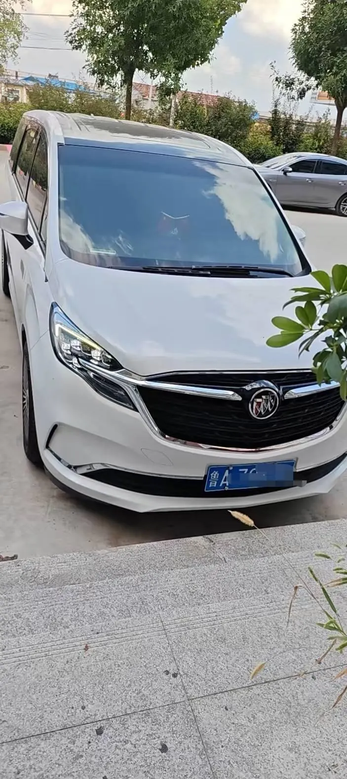Buick 2021 GL8 ES Lu Zun 2.0T 653T Exclusive Automatic Gear 6