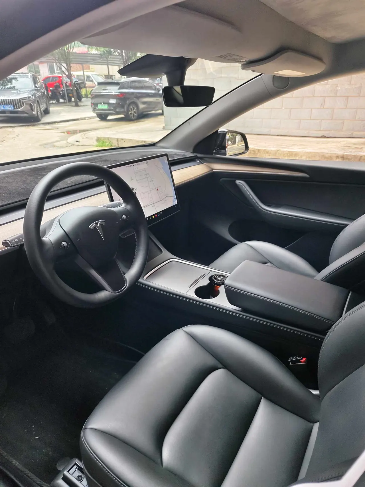 Tesla 2021 Model Y Standard Endurance Rear Drive Automatic Gear 4