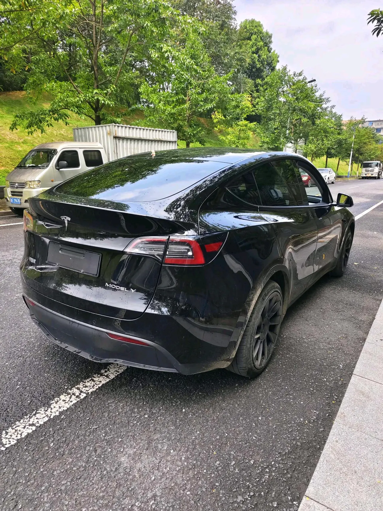 Tesla 2021 Model Y Standard Endurance Rear Drive Automatic Gear 7
