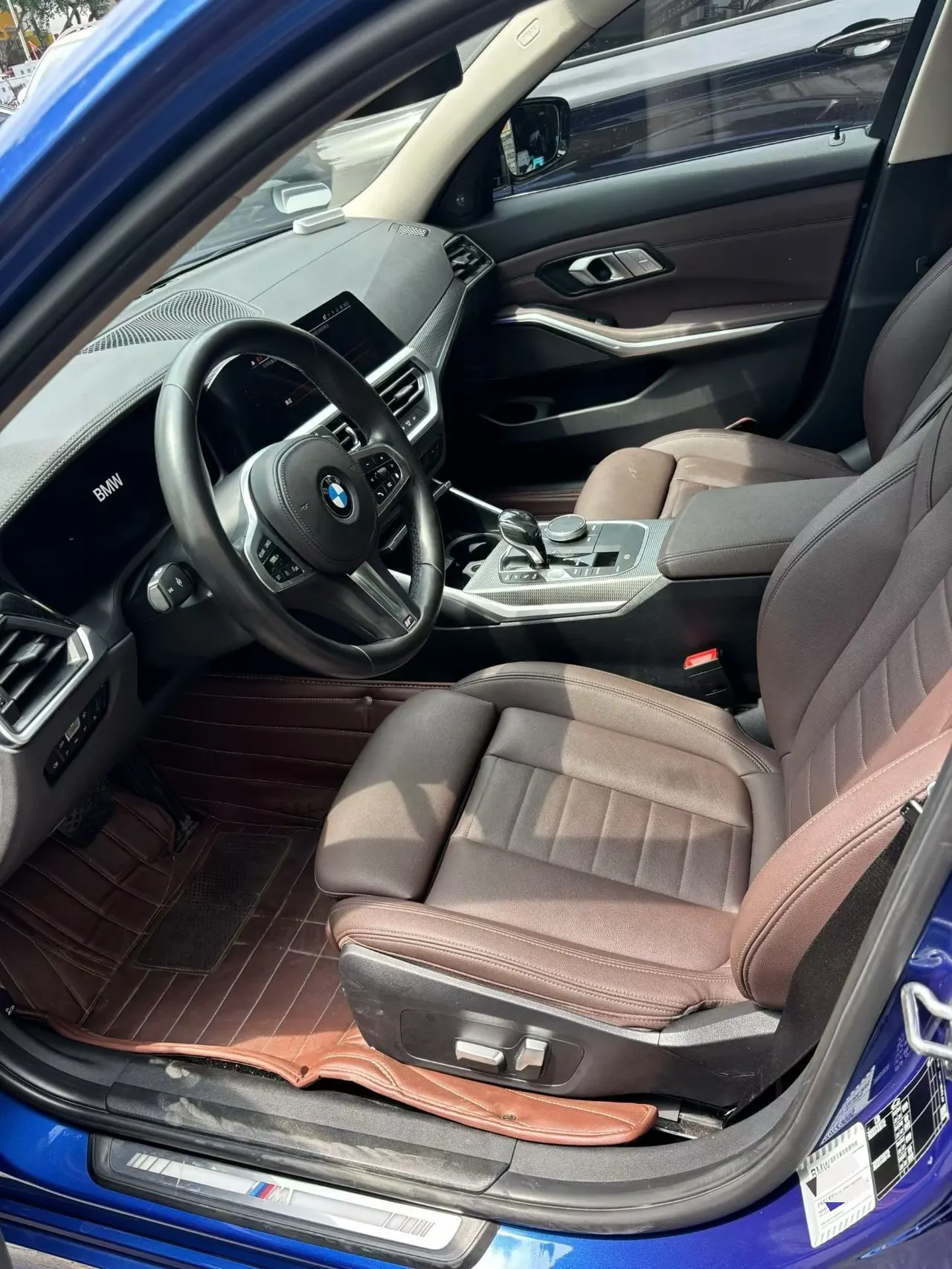 BMW 3 Series 2020 325Li 2.0T M Sports Obsidian Night Edition Automatic Gear 4