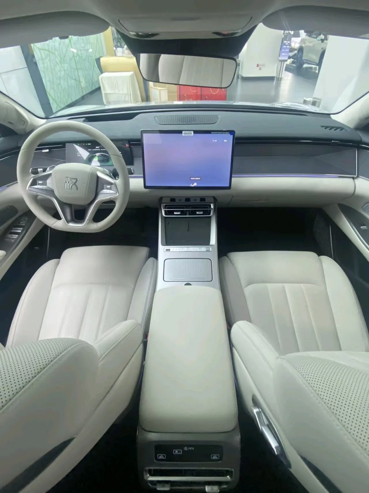 BYD 2025 Han l DM-i 1.5T stepless 200KM laser Radar flagship automatic gear 5