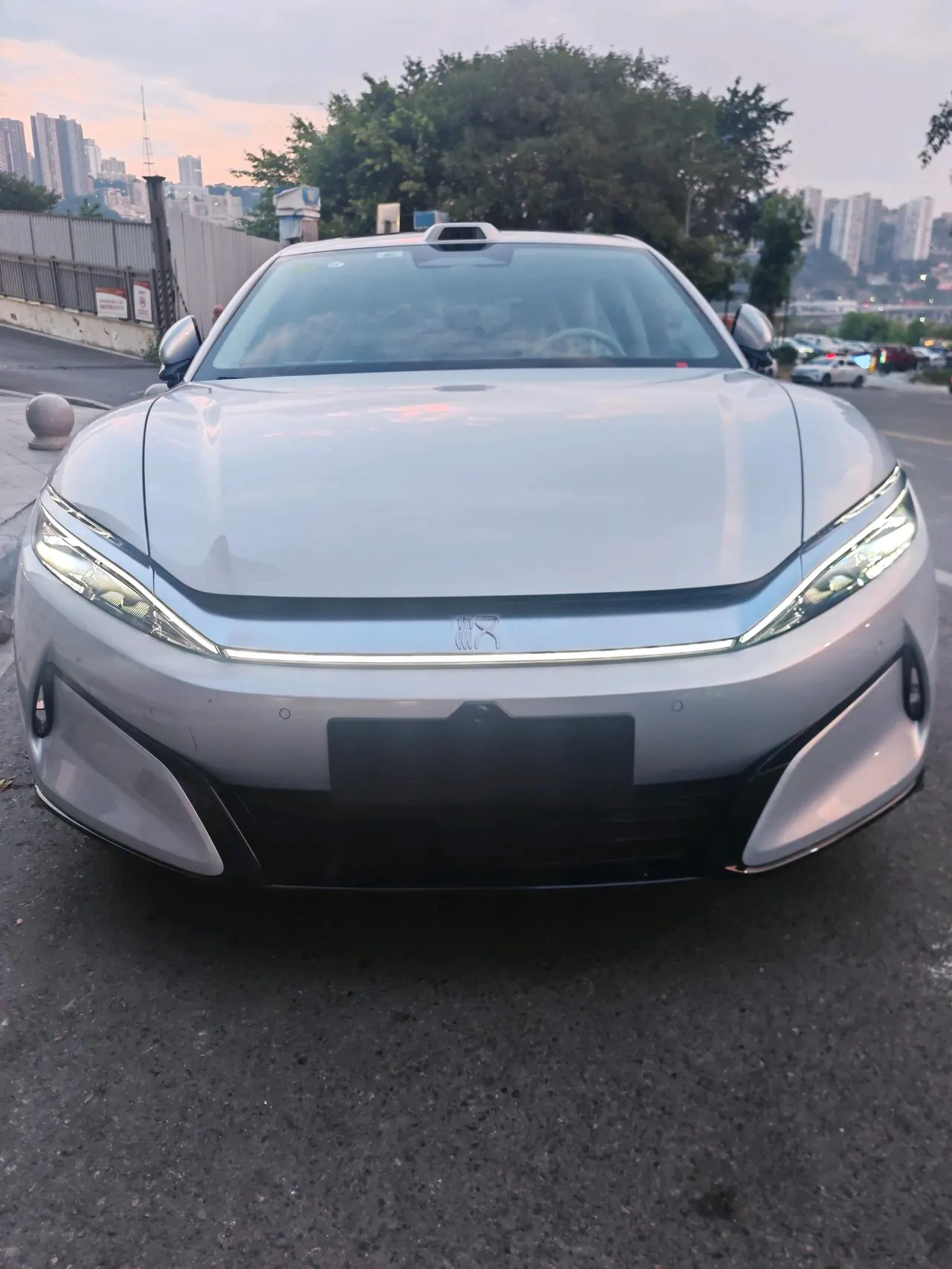BYD 2025 Han l DM-i 1.5T stepless 200KM laser Radar flagship automatic gear 7