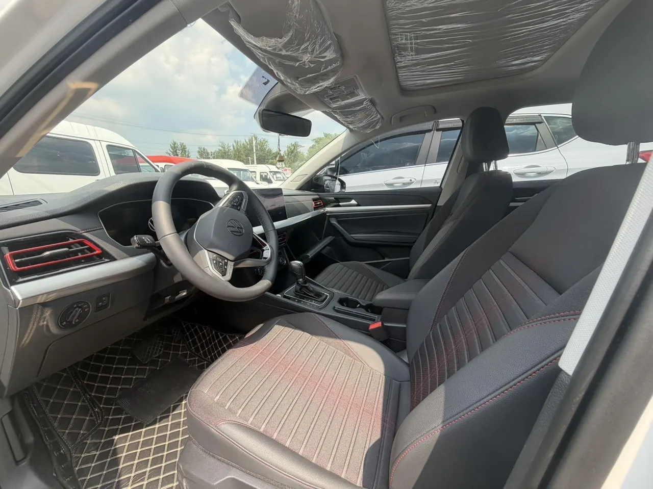 Volkswagen 2024 LaVida 1.5TSI 300TSI Star Full Escape Automatic Gear 2