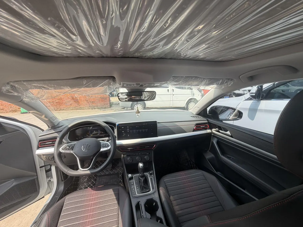 Volkswagen 2024 LaVida 1.5TSI 300TSI Star Full Escape Automatic Gear 5