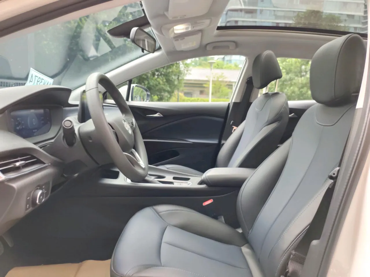 Buick 2024 Micro Blue 6(VELITE 6) 450km Comfortable PLUS Automatic Gear 3