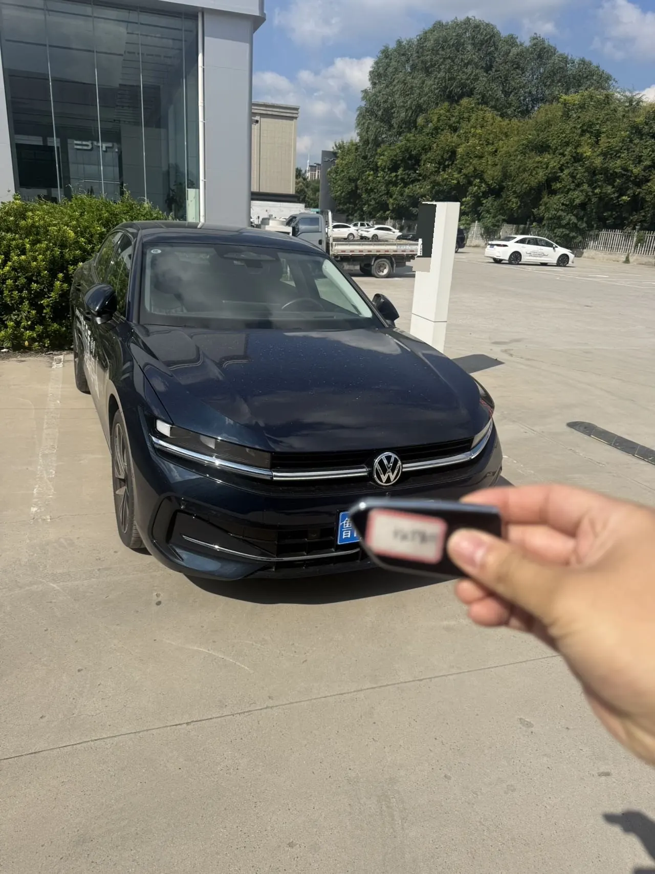 Volkswagen 2024 Magotan 2.0TSI 380TSI Extreme Edition Automatic 2