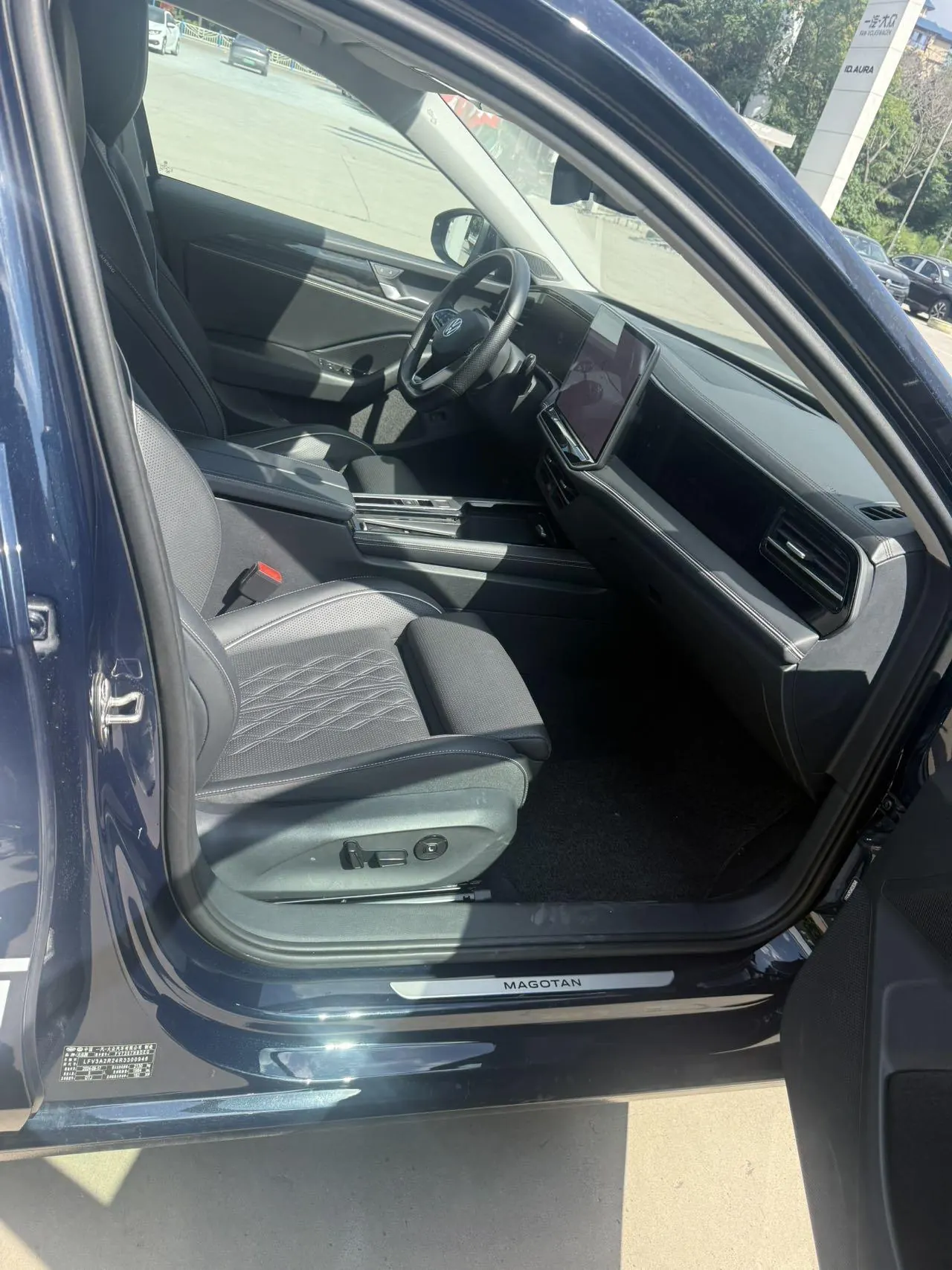 Volkswagen 2024 Magotan 2.0TSI 380TSI Extreme Edition Automatic 3