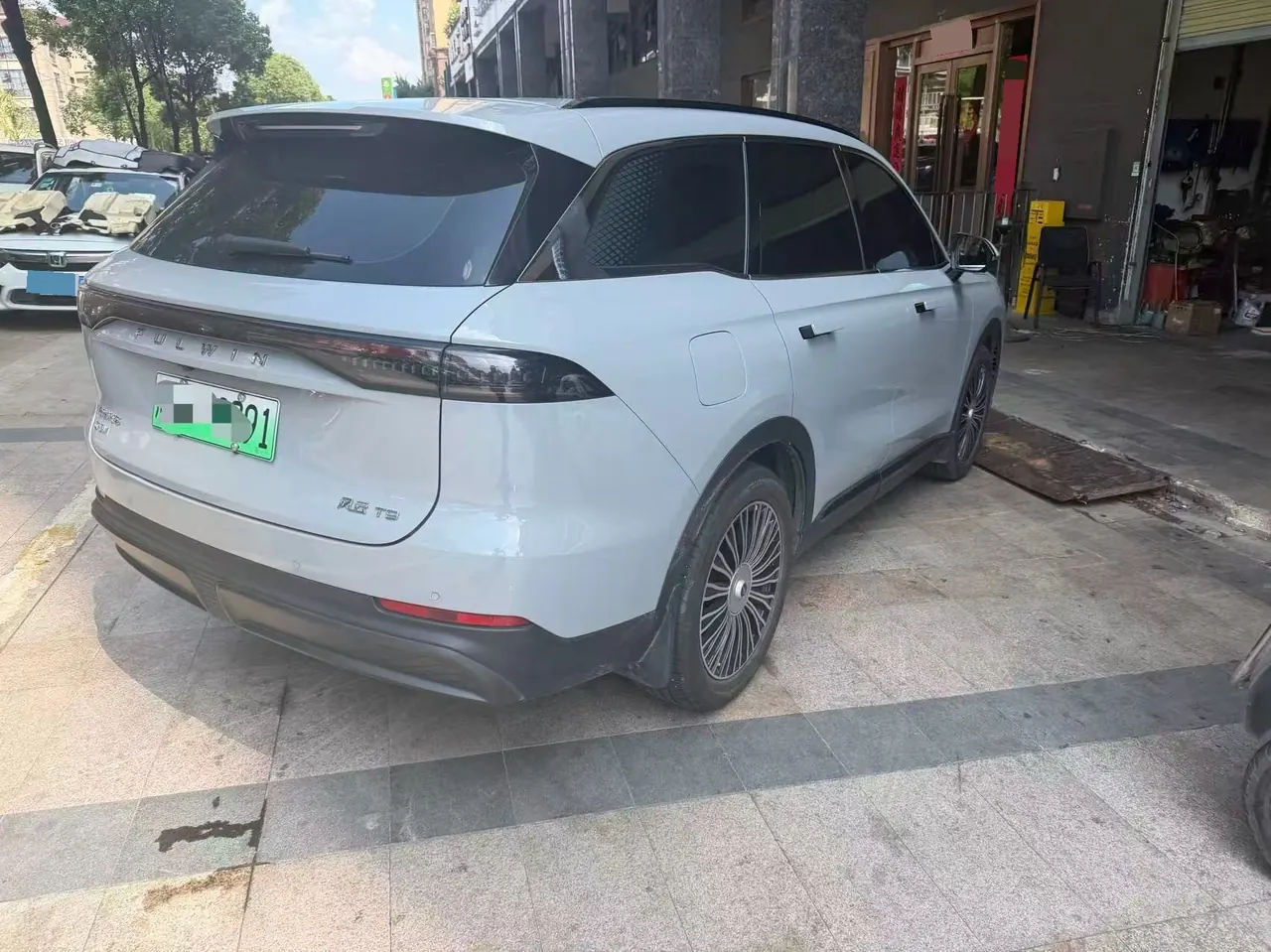 Chery 2024 Fengyun T9 C- DM 1.5T 120 Long Endurance Comfortable 7-seat Automatic Gear 8