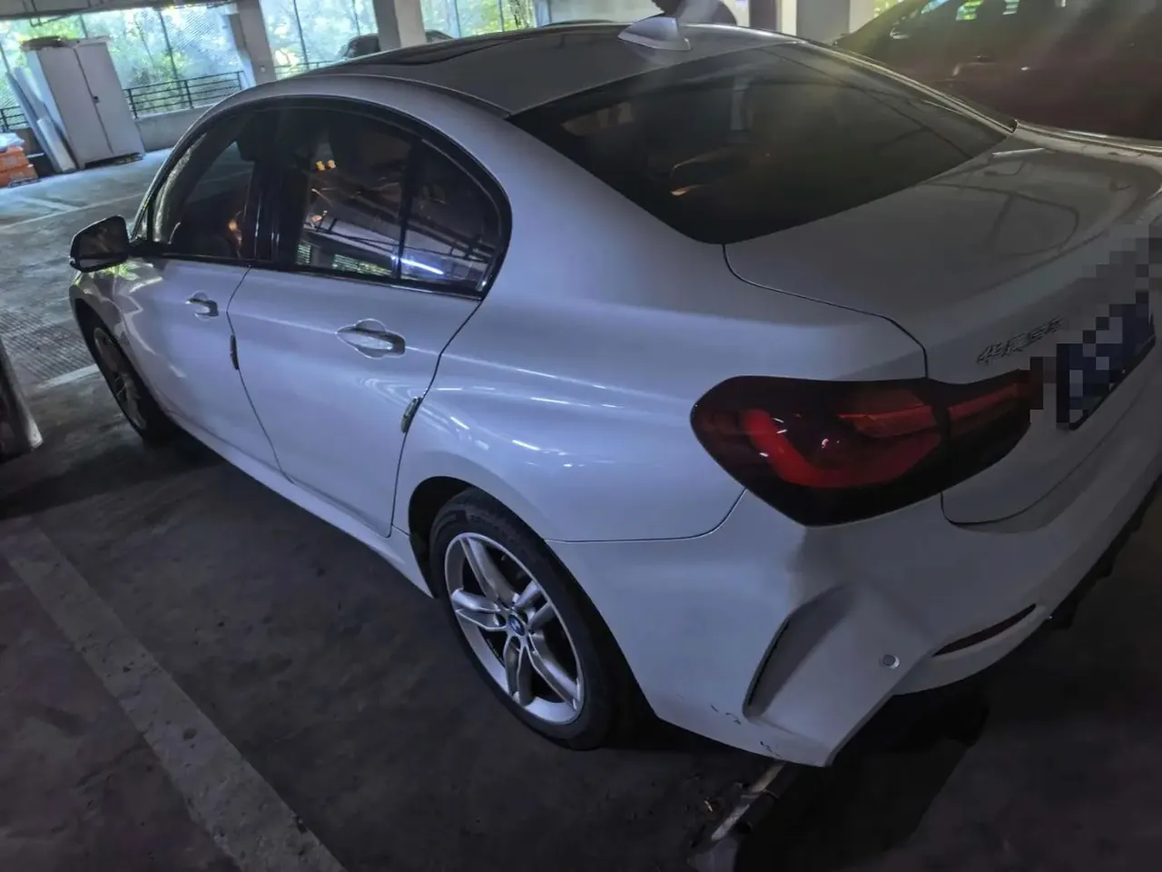BMW 1 Series 2023 125i 2.0T M Sports Obsidian Night Edition Automatic Gear 3