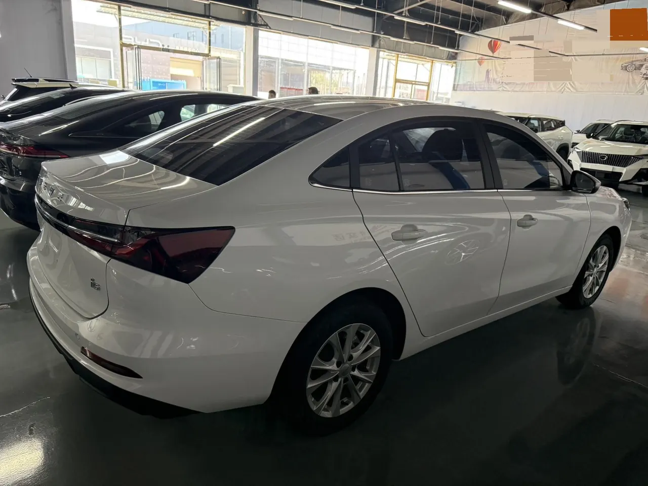 Roewe 2026 i5 1.5 Stepless Deluxe Edition Automatic Gear 7